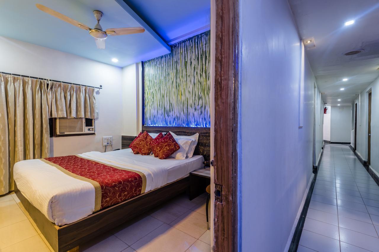 Hotel Panchratna Panvel Extérieur photo