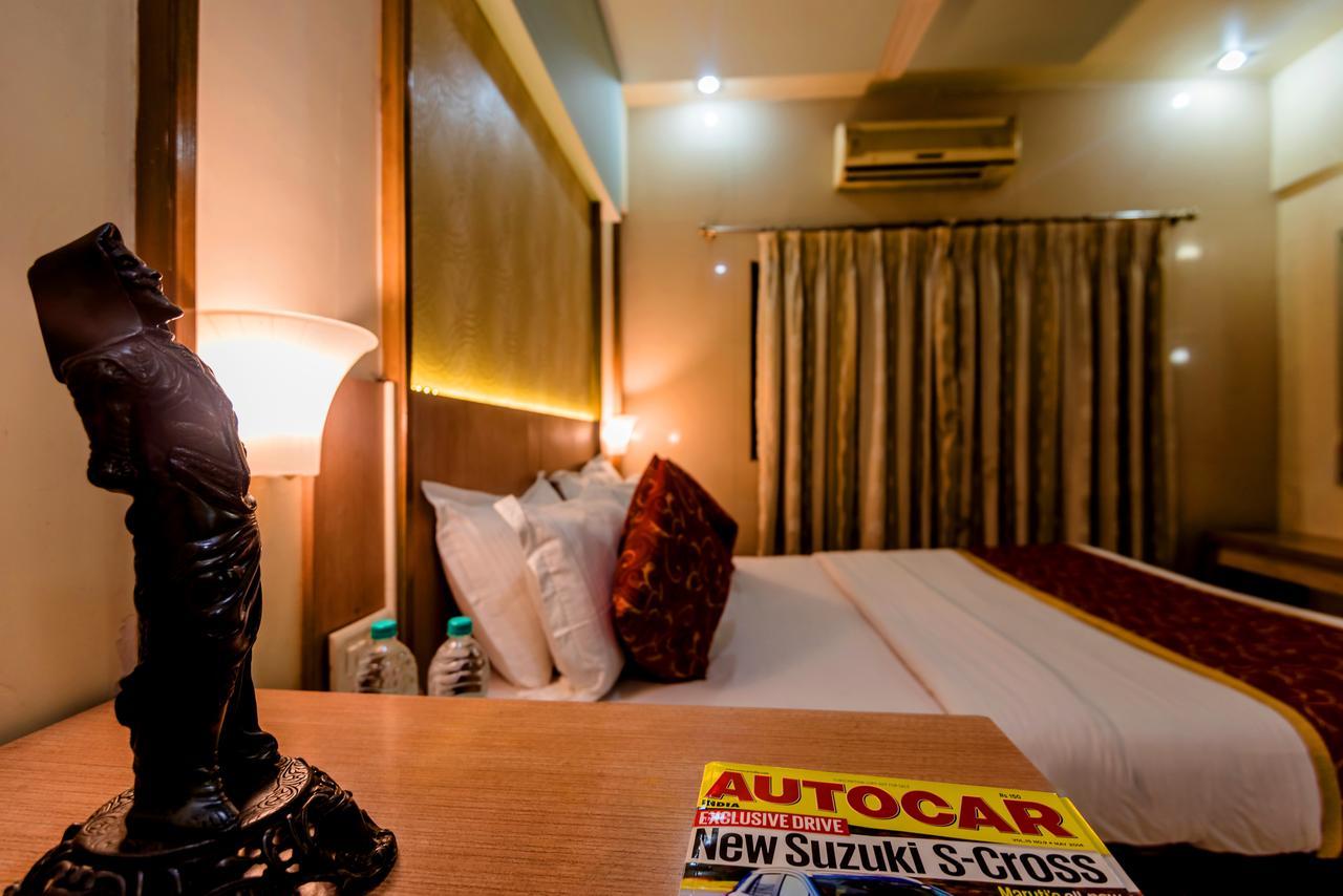 Hotel Panchratna Panvel Extérieur photo