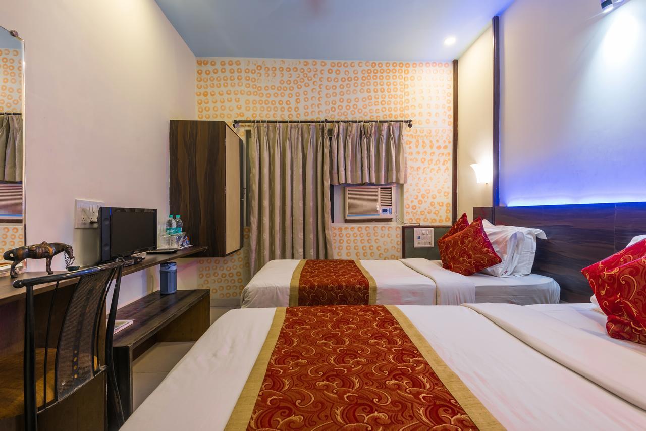 Hotel Panchratna Panvel Extérieur photo