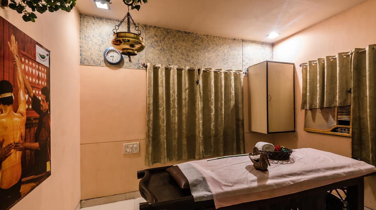 Hotel Panchratna Panvel Extérieur photo