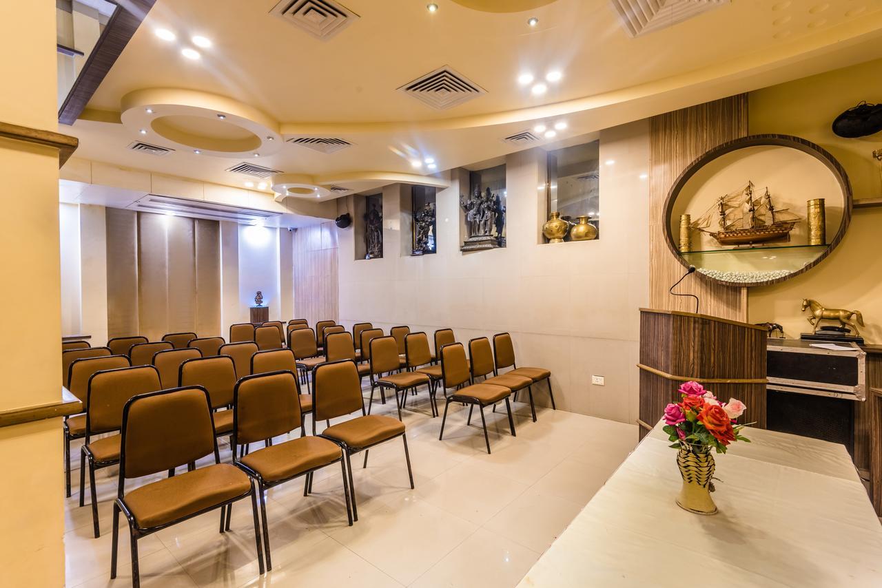 Hotel Panchratna Panvel Extérieur photo