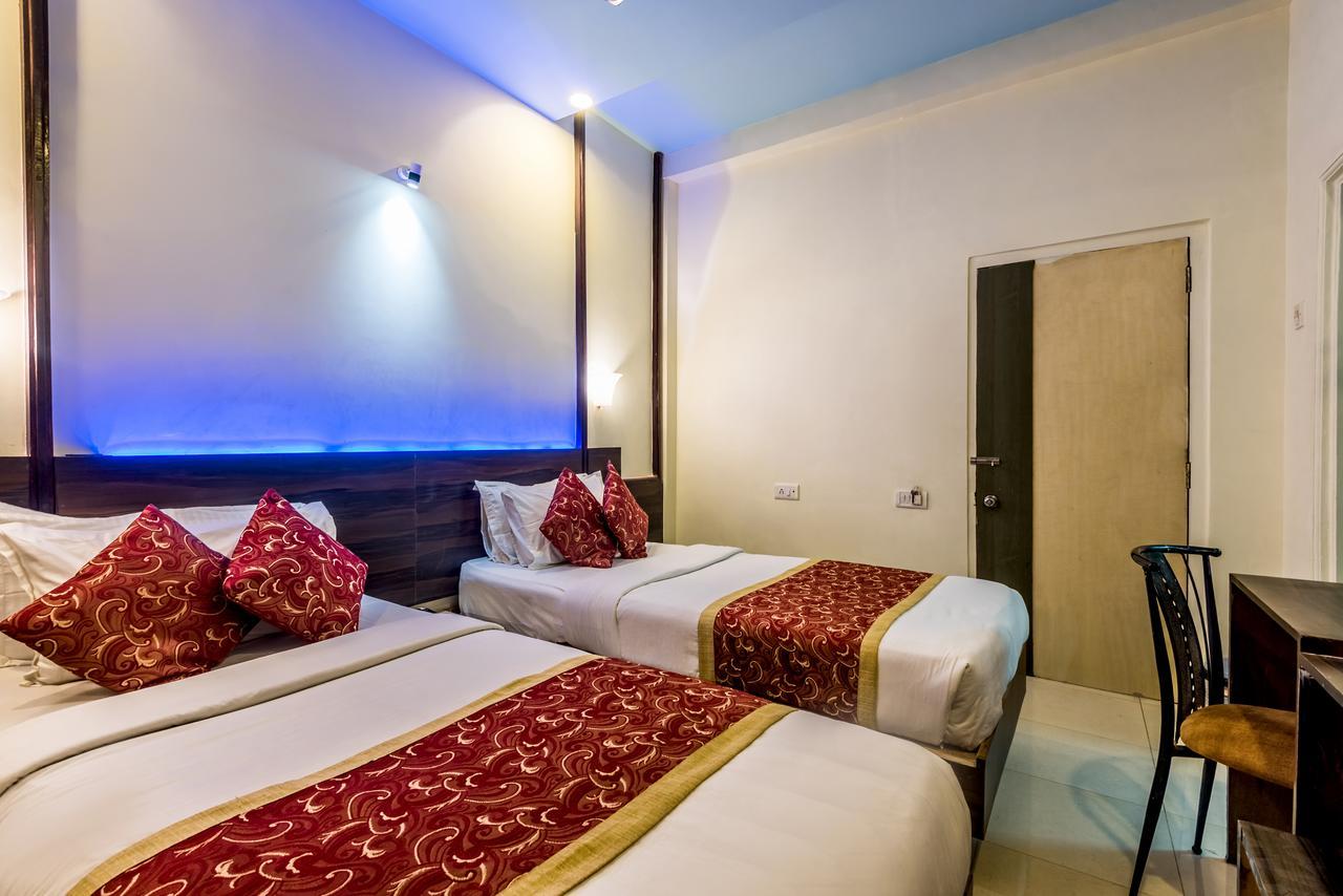 Hotel Panchratna Panvel Extérieur photo