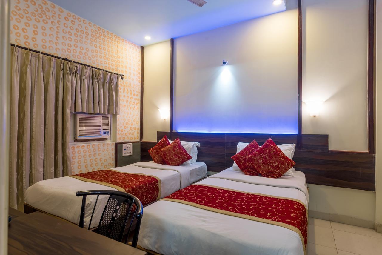 Hotel Panchratna Panvel Extérieur photo